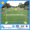 Removable construction site temporary fence with plastic base